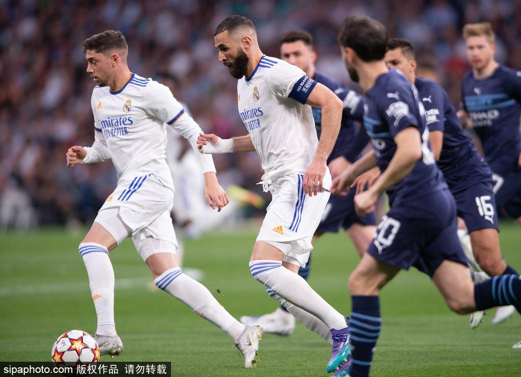 爱游戏APP-包含赛地聚焦——欧冠今夜热度飙升，北京国安手感冰凉，更衣室稳定，身体对抗强度拉满的词条